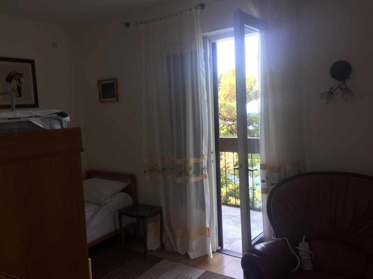 Apartment Botanicheskiy Sad Sutomore Dış mekan fotoğraf
